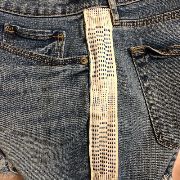 Loft jean shorts with LA HEARTS‎ tank. - Picture 9 of 9